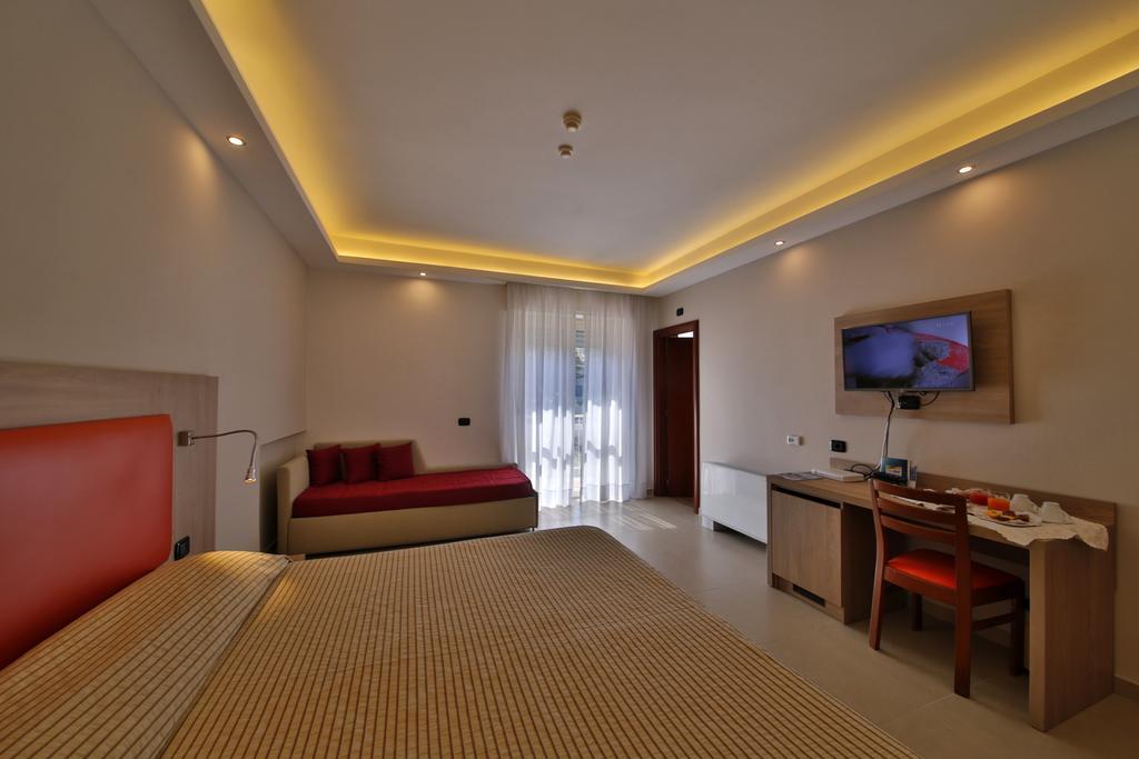 American Hotel Pozzuoli Exterior photo