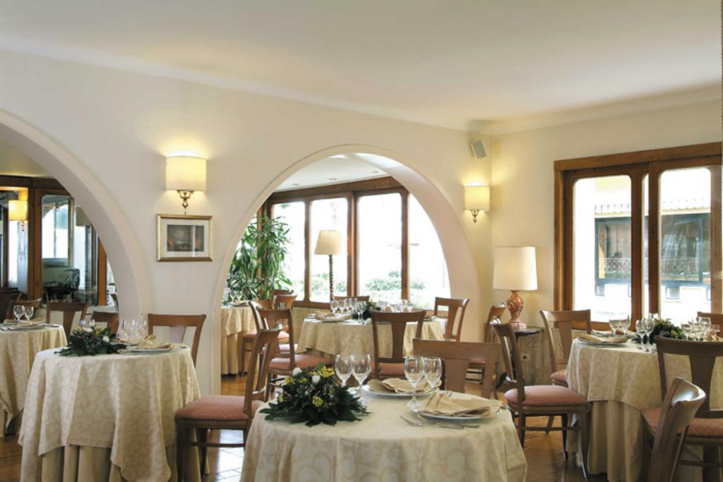 American Hotel Pozzuoli Exterior photo