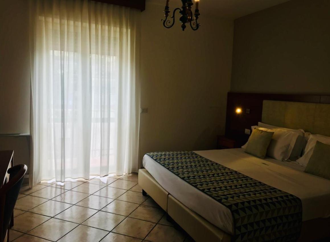 American Hotel Pozzuoli Exterior photo